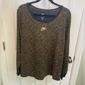Nike Black and Gold Patterned Top